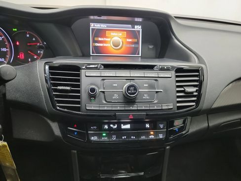 Used 2017 Honda Accord Sport Special Edition image 21