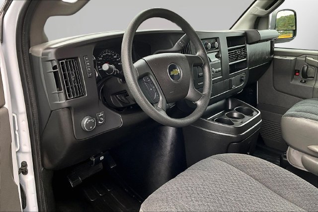 Used 2025 Chevrolet Express 2500 w/ Driver Convenience Package RWD image 12