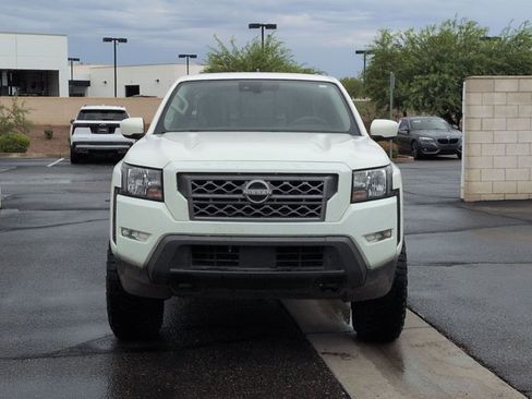 Used 2023 Nissan Frontier SV w/ SV Convenience Package AWD/4WD image 2