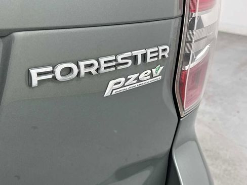 Used 2015 Subaru Forester 2.5i Premium w/ All-Weather Package image 28