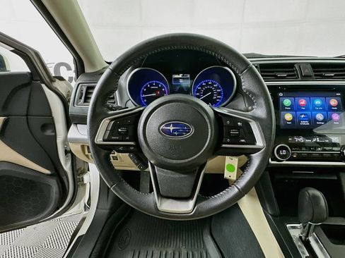 Used 2019 Subaru Outback 2.5i Premium w/ Popular Package #2 AWD/4WD image 13