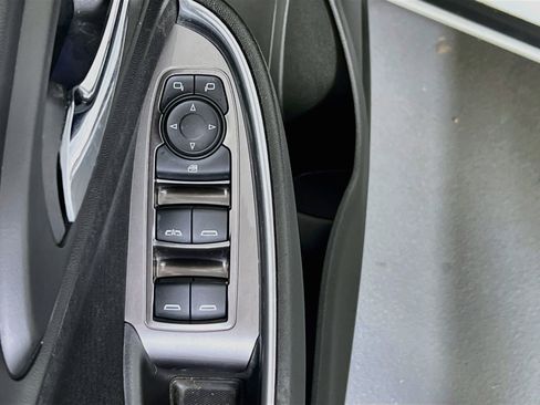 Used 2018 Chevrolet Malibu LT w/ Driver Confidence Package FWD image 17