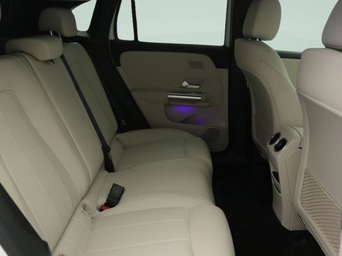 New 2026 Mercedes-Benz GLA 250 image 8