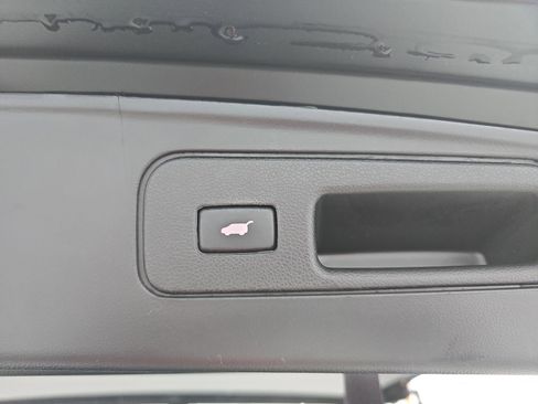 Used 2015 Honda Pilot Touring image 14