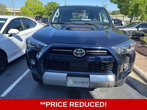 Used 2024 Toyota 4Runner TRD Off-Road AWD/4WD image 2