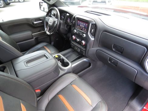 Used 2021 GMC Sierra 1500 AT4 w/ AT4 Preferred Package AWD/4WD image 14
