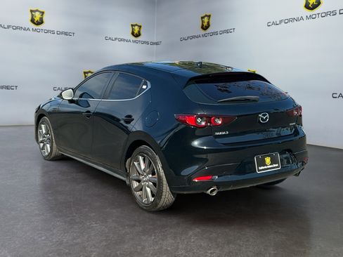 Used 2020 MAZDA MAZDA3 Hatchback w/ Preferred Package FWD image 3