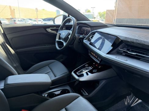 Used 2024 Audi Q4 e-tron Premium image 37