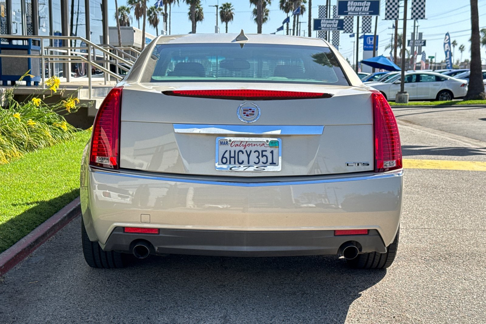 Used 2009 Cadillac CTS 3.6 w/ Wood Trim Package RWD image 6