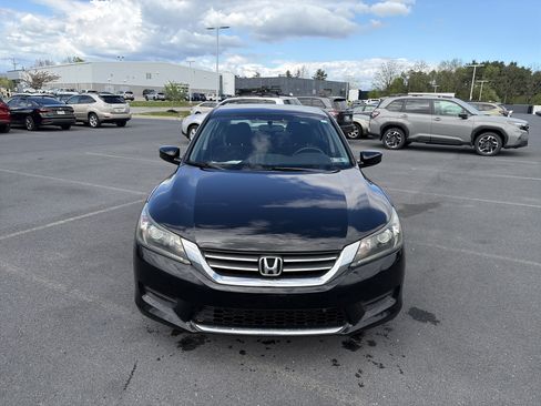 Used 2013 Honda Accord LX image 2