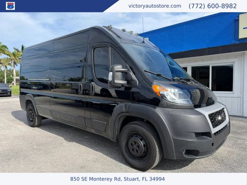 Used 2021 RAM ProMaster 2500 w/ Convenience Group FWD image 1