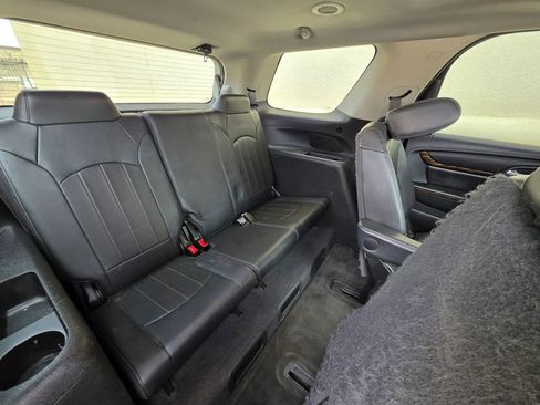 Used 2015 GMC Acadia Denali image 14