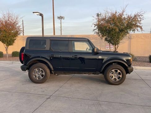 Used 2025 Ford Bronco Big Bend image 3