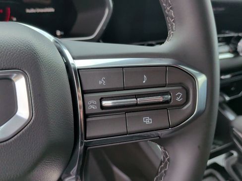 New 2026 GMC Canyon Elevation w/ Convenience Package RWD image 18