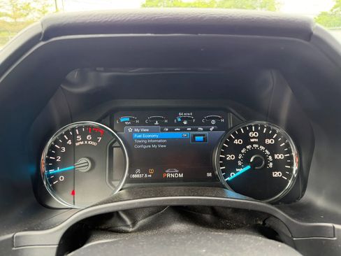 Used 2019 Ford F150 Platinum w/ Equipment Group 701A Luxury AWD/4WD image 10