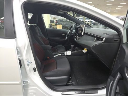 New 2026 Toyota Corolla SE image 8