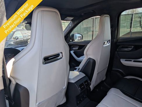 Used 2019 Jaguar F-PACE R-Sport image 13