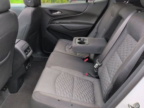 Used 2018 Chevrolet Equinox LT w/ Sun & Infotainment Package FWD image 24