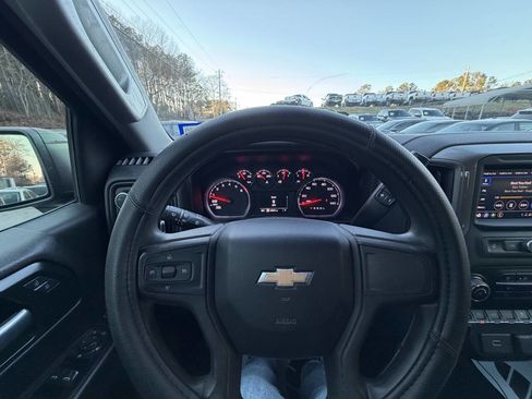 Used 2020 Chevrolet Silverado 1500 Custom w/ Custom Convenience Package image 13