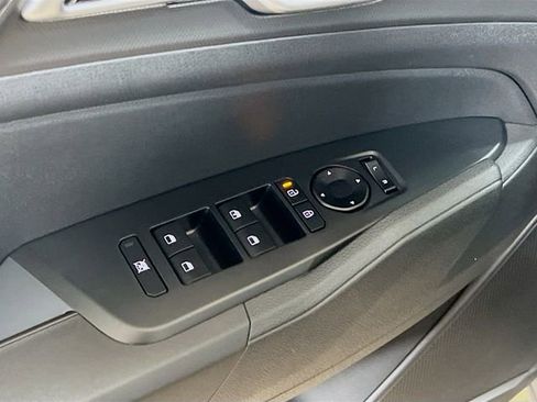 New 2026 Kia Sportage LX image 17