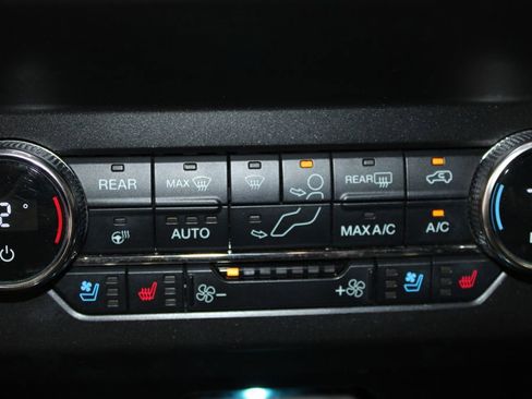 Used 2020 Ford Expedition Platinum RWD image 28