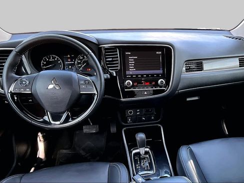 Used 2020 Mitsubishi Outlander SEL FWD image 16