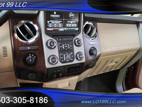 Used 2014 Ford F250 Lariat w/ Lariat Interior Package image 21
