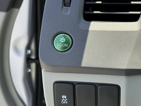Used 2012 Honda Civic LX image 9
