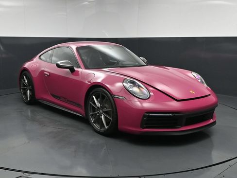 Certified 2023 Porsche 911 Carrera T RWD image 12