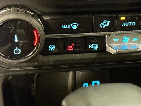 Used 2022 Ford Bronco Wildtrak image 20