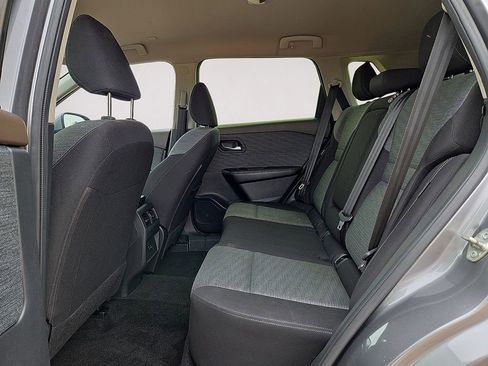 Used 2023 Nissan Rogue SV FWD image 14