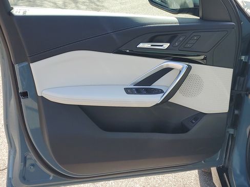 New 2026 BMW X1 xDrive28i w/ Technology Package image 5