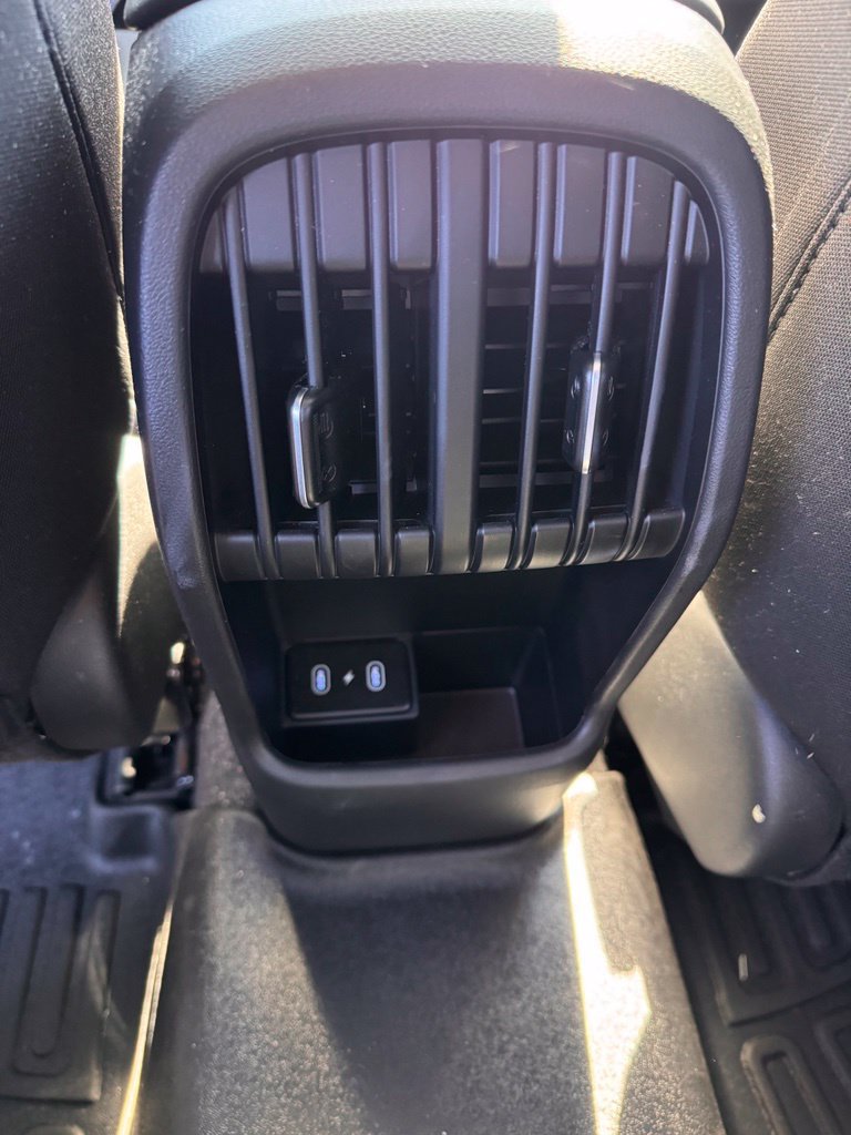 Used 2025 Hyundai Kona SEL AWD/4WD image 15