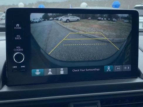 Certified 2023 Honda Pilot Touring image 26