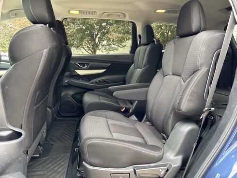 Used 2020 Subaru Ascent Premium w/ Convenience Package AWD/4WD image 30