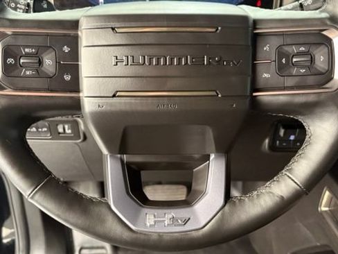 Used 2025 GMC Hummer EV 2X AWD/4WD image 33
