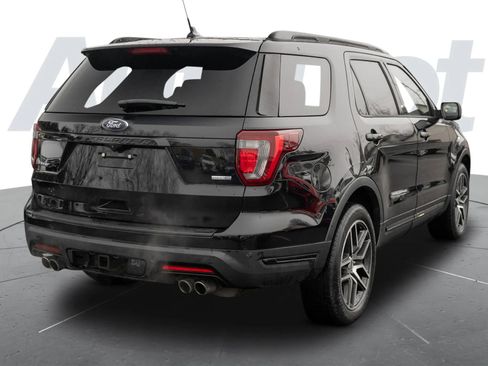 Used 2019 Ford Explorer Sport image 3