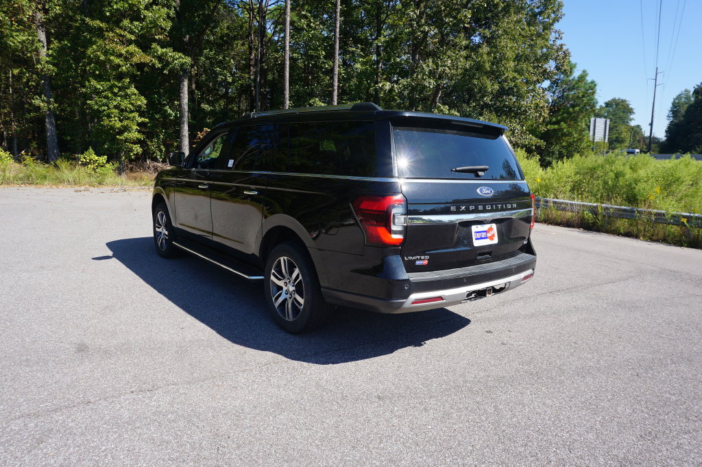 Used 2023 Ford Expedition Max Limited AWD/4WD image 24