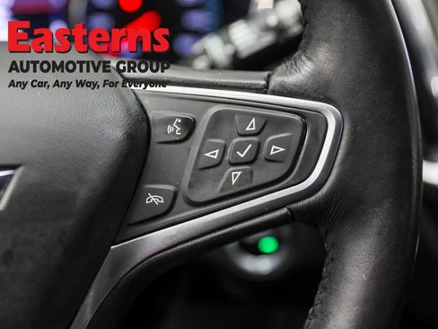 Used 2022 Chevrolet Equinox LT image 16