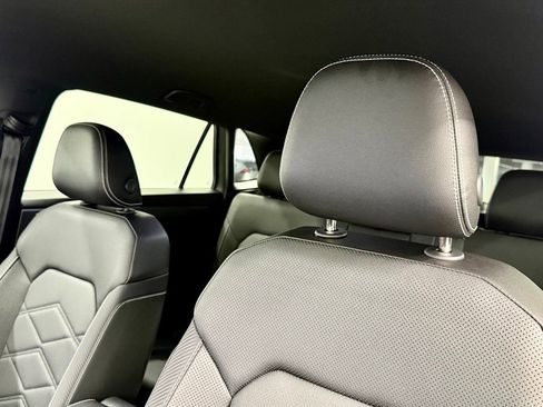 Used 2025 Volkswagen Atlas Cross Sport SE image 22