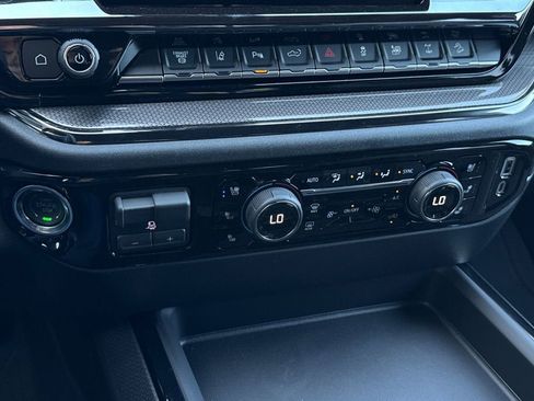 New 2026 Chevrolet Silverado 2500 ZR2 w/ LPO, Dark Essentials Package AWD/4WD image 20