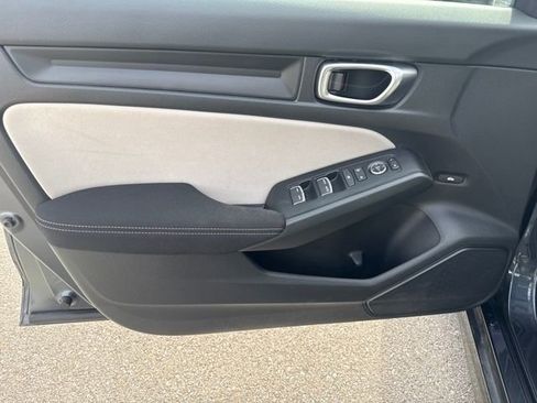 Used 2024 Honda Civic LX image 9