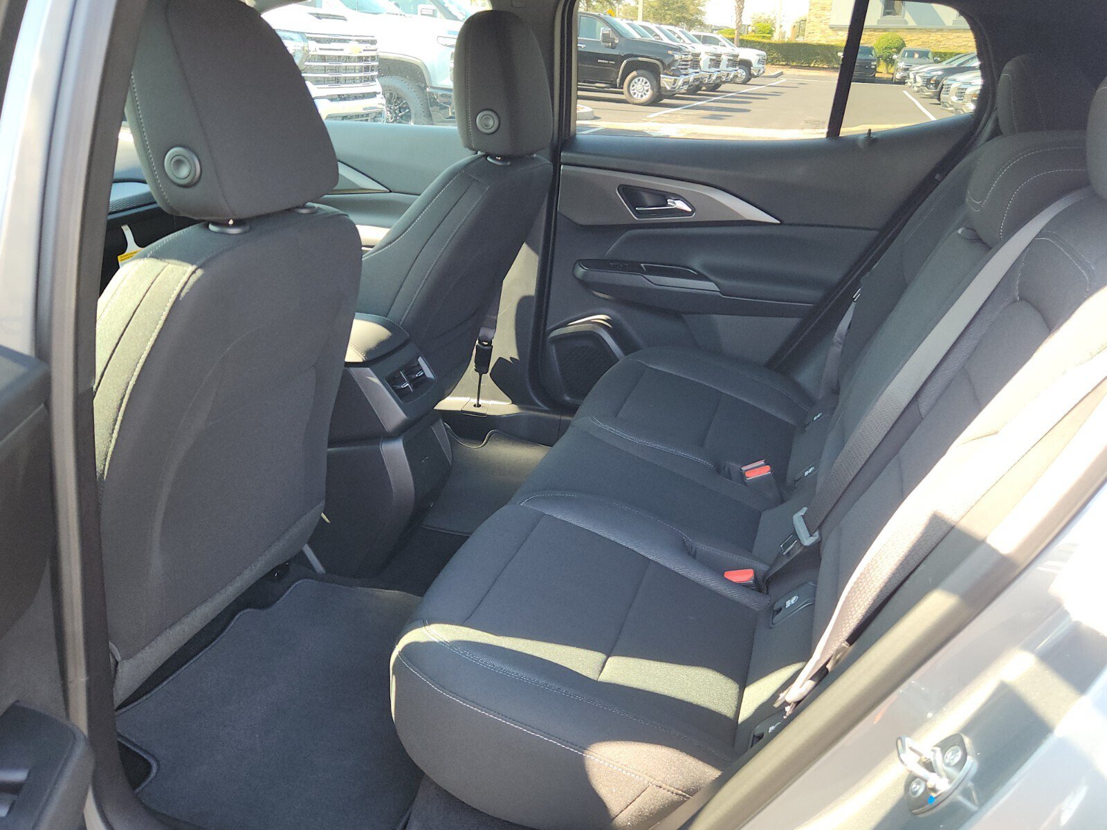 New 2026 Chevrolet Equinox EV LT w/ Comfort Package AWD/4WD image 7