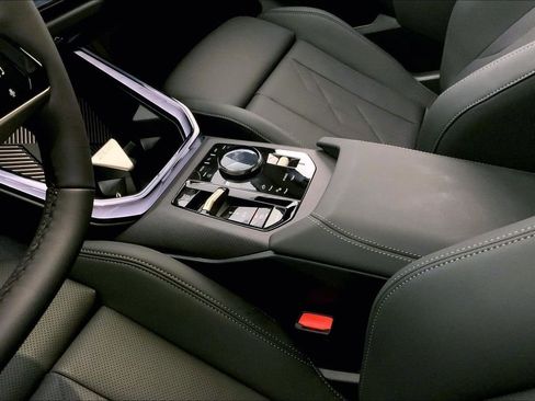 New 2025 BMW X3 xDrive30i w/ Premium Package image 6