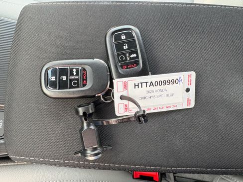 Certified 2025 Honda Civic Sport image 31