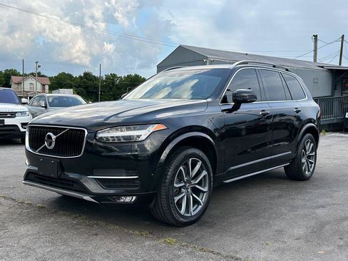 Used 2017 Volvo XC90 T6 Momentum w/ Vision Package AWD/4WD image 6