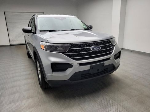 Used 2020 Ford Explorer XLT w/ Comfort Package image 14