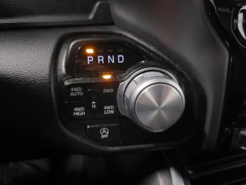 Used 2023 RAM 1500 Laramie AWD/4WD image 19
