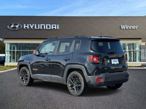 Used 2020 Jeep Renegade Latitude image 3