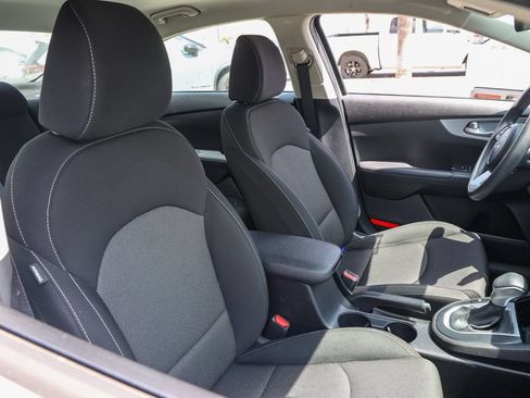 Used 2023 Kia Forte LXS FWD image 20